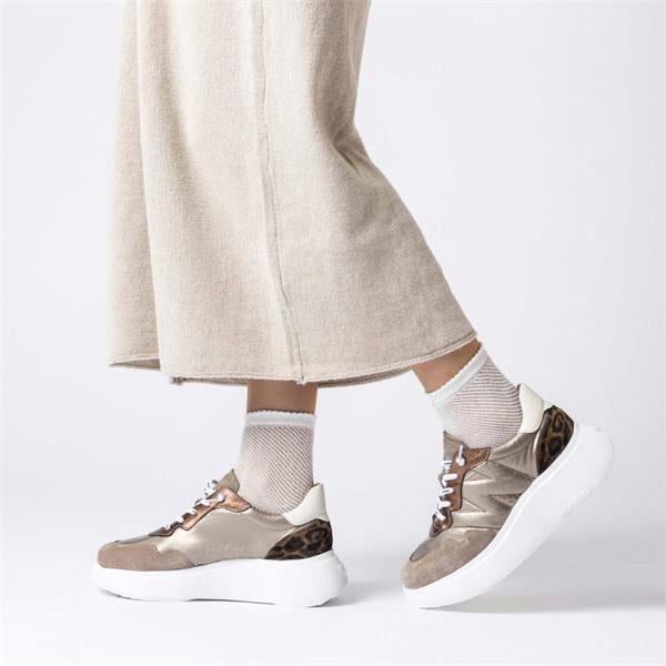 Wonders Taupe Multi Sneaker A3610