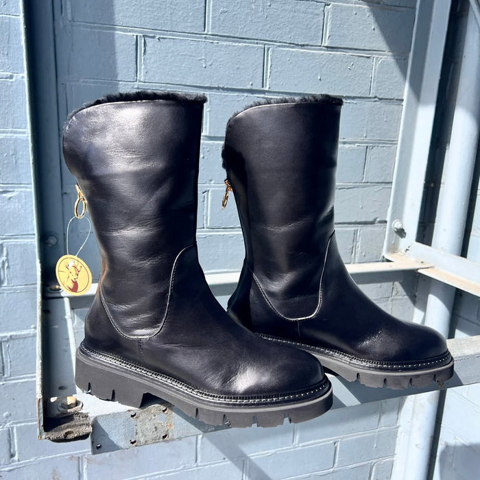 Luca Grossi Black Mid Fur lined Boot with back zip K648T