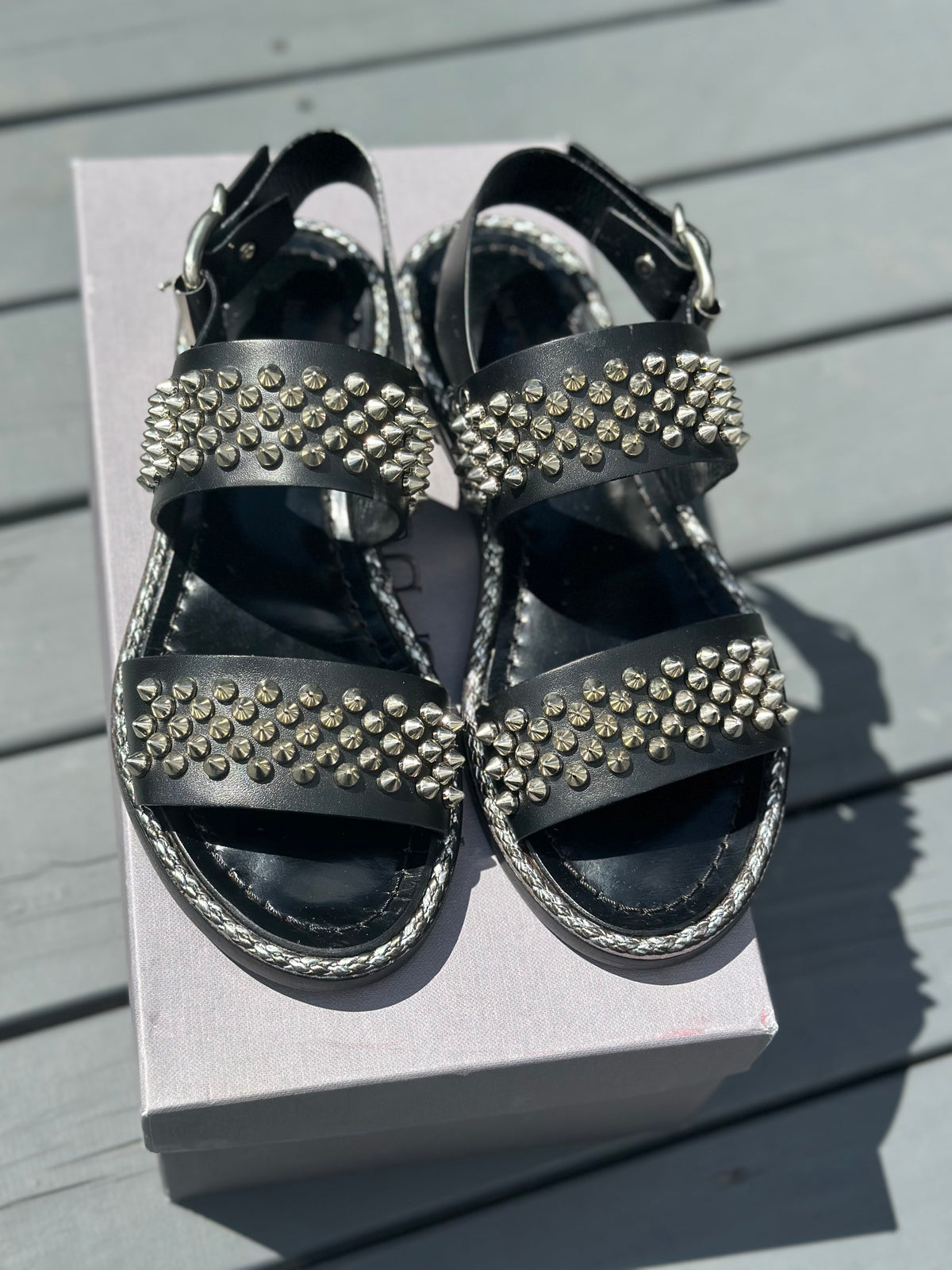 Laura Bellariva Black Sandals