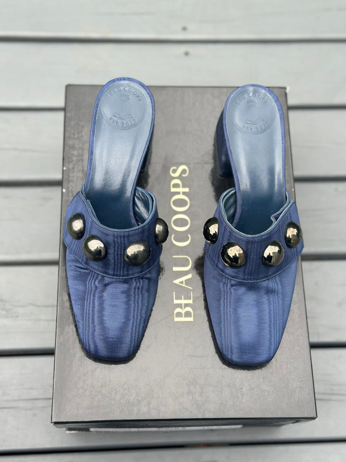 Beau Coops Blue Mule