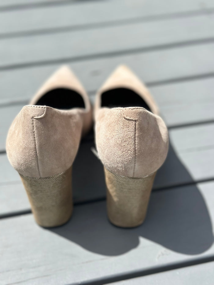 Bailarina Taupe Suede Heel