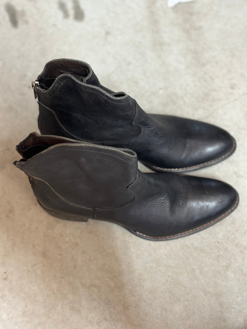 Estilio Emporio Black Boot