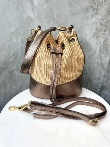 By Studio Zee Sofia Bucket Bag Bronze