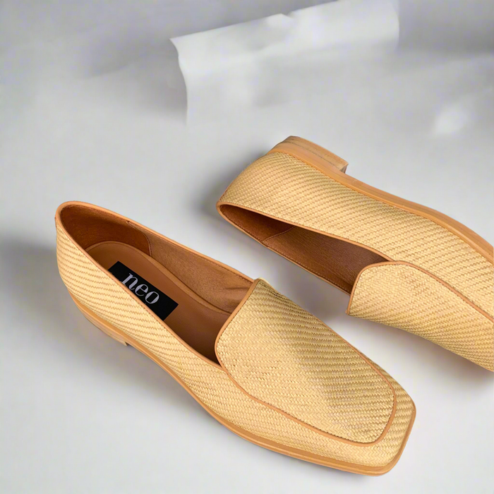 Neo Raffia Loafer Tan