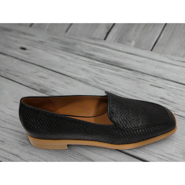 Neo Black Raffia Loafer