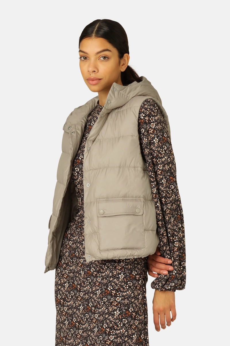 Ilse Jacobsen Down Vest Cobblestone